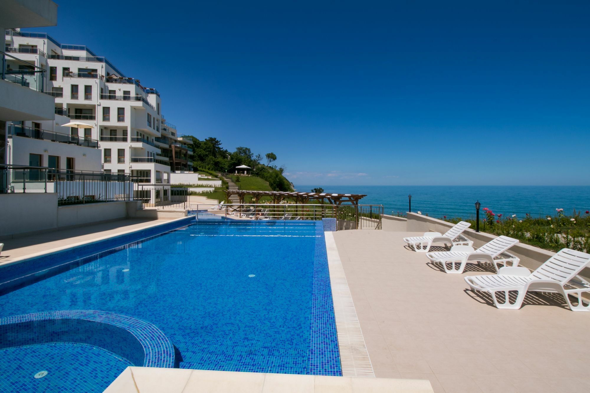 Byala Vista Cliff Apartments Eksteriør billede